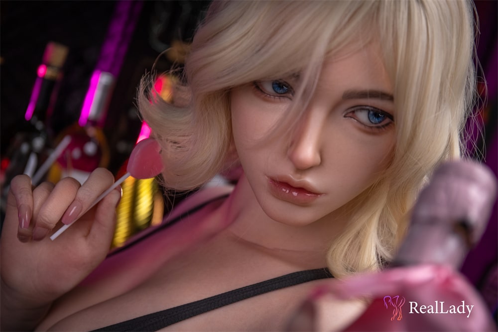 Billie: Fun Party Girl Sex Doll