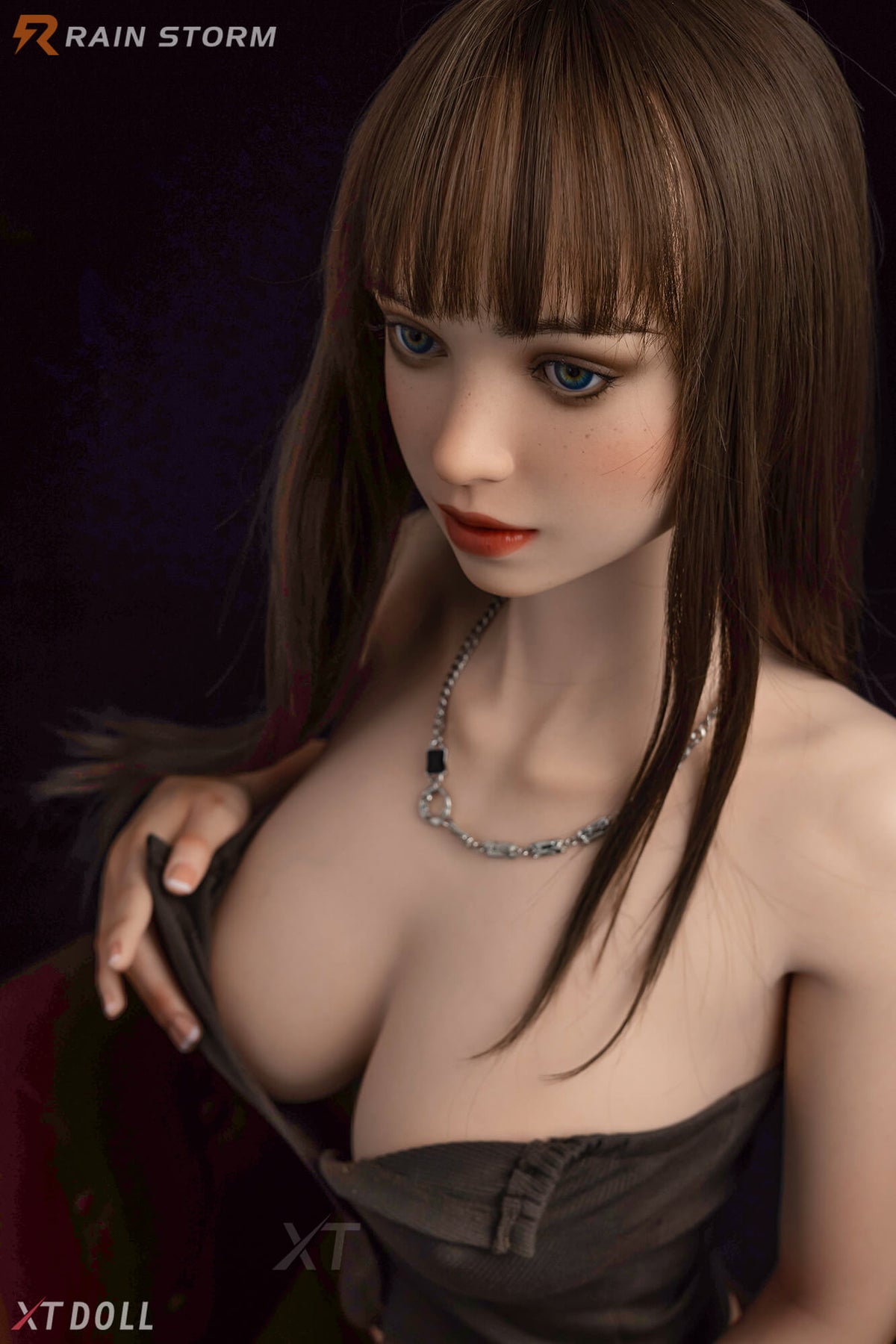 Elana: Cute Goth Sex Doll