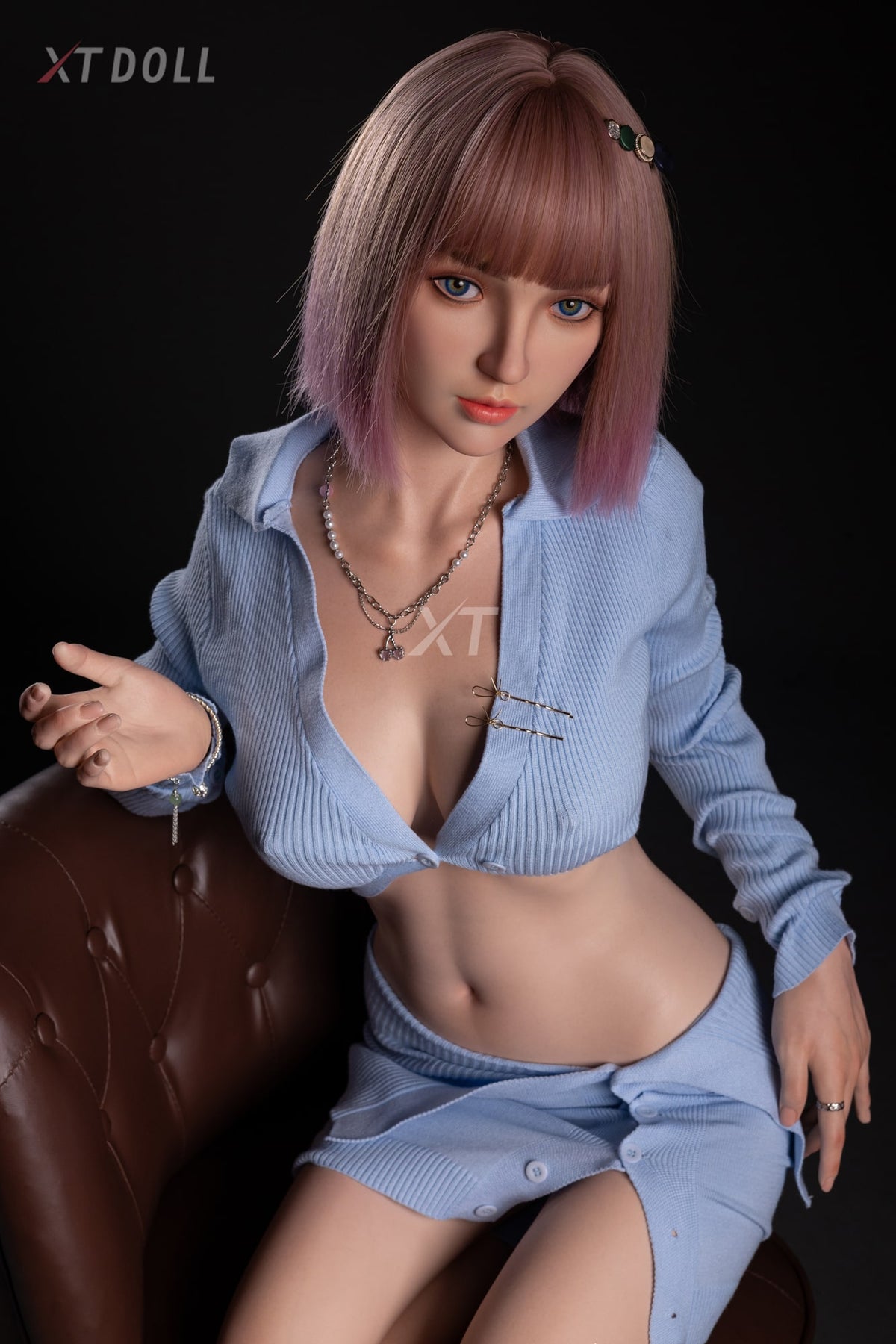 Lisa: Cute Teen Sex Doll