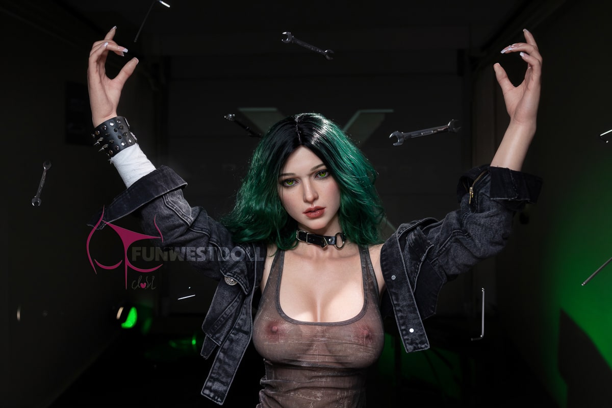 Tetty: Punk Rock Sex Doll