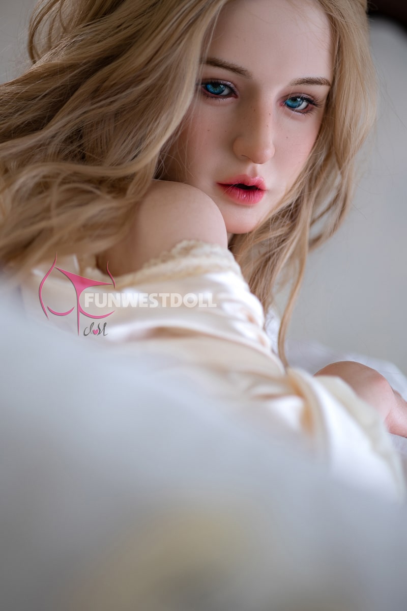 Cherie: Pure Blonde Sex Doll