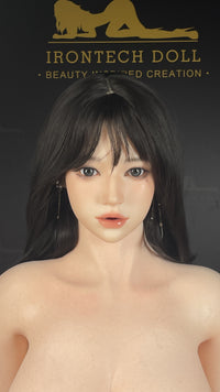 Hanni: K-Pop Hottie Sex Doll