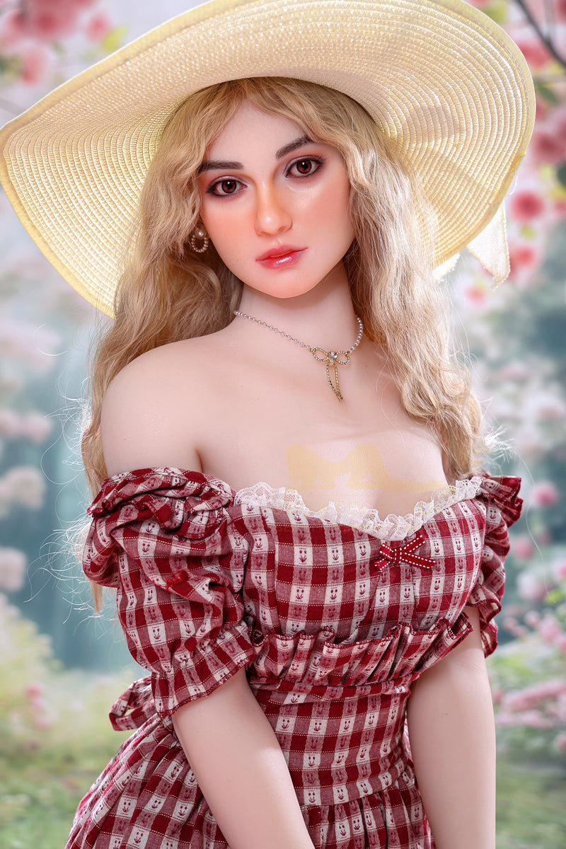 Fayla: Spring Picnic Sex Doll