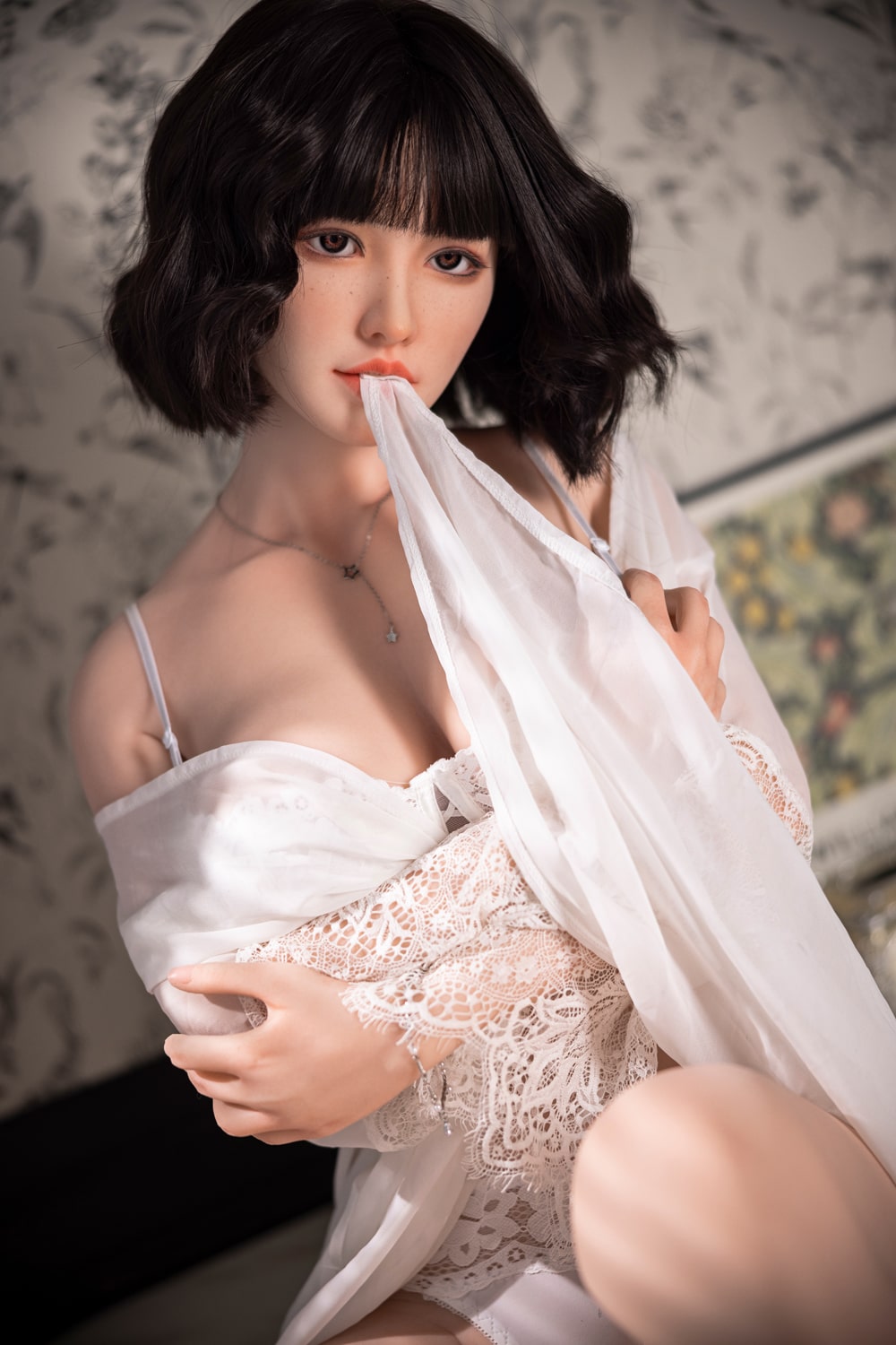 Wushi: Japanese Step-Mom Sex Doll