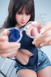 Everly: Cute Asian Sex Doll