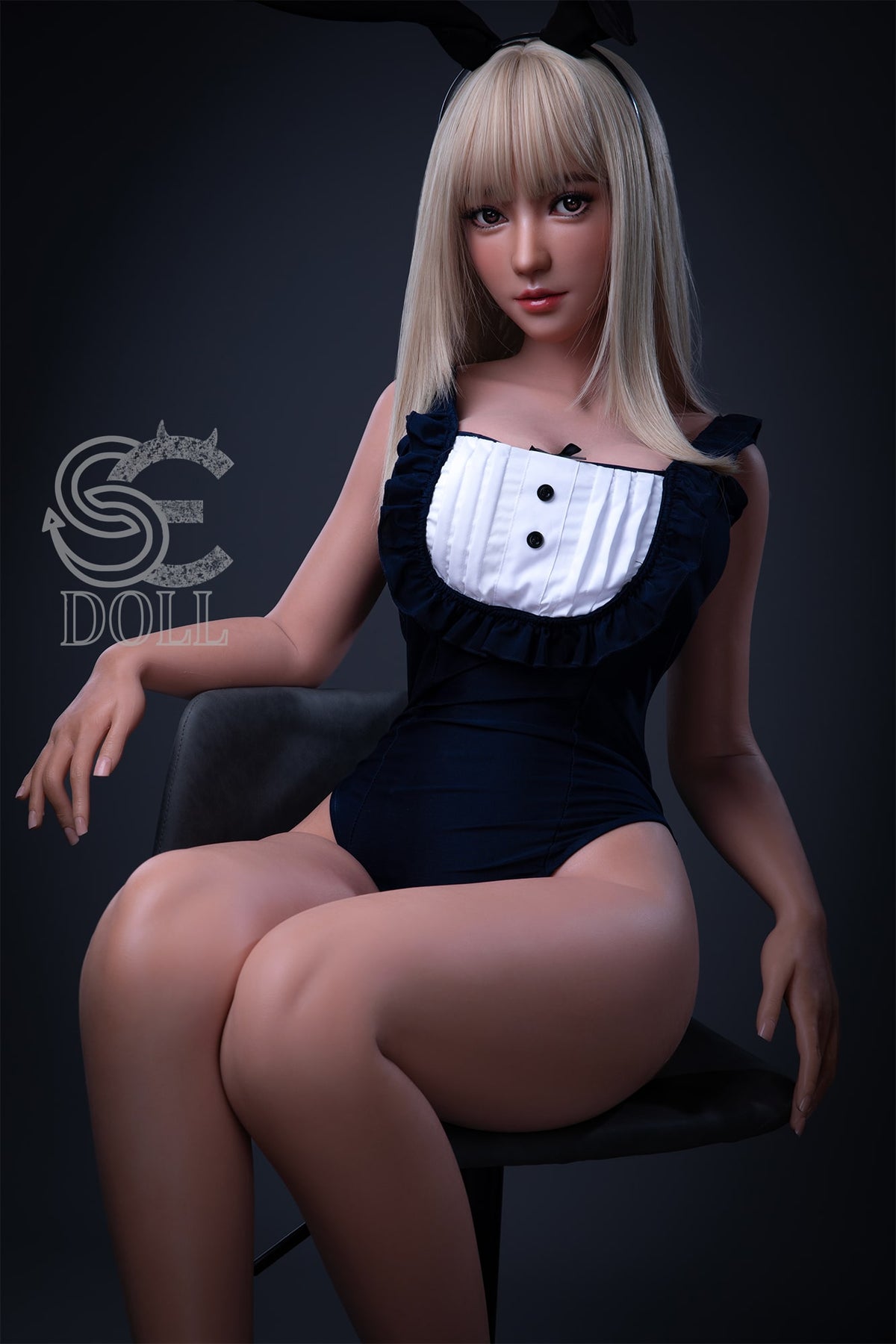 Yvonne: Sexy Butler Sex Doll