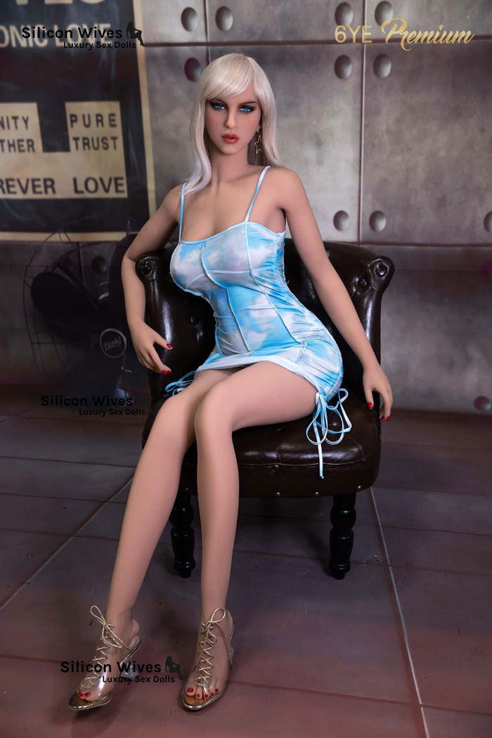 Sapphire: Nordic Babe Sex Doll