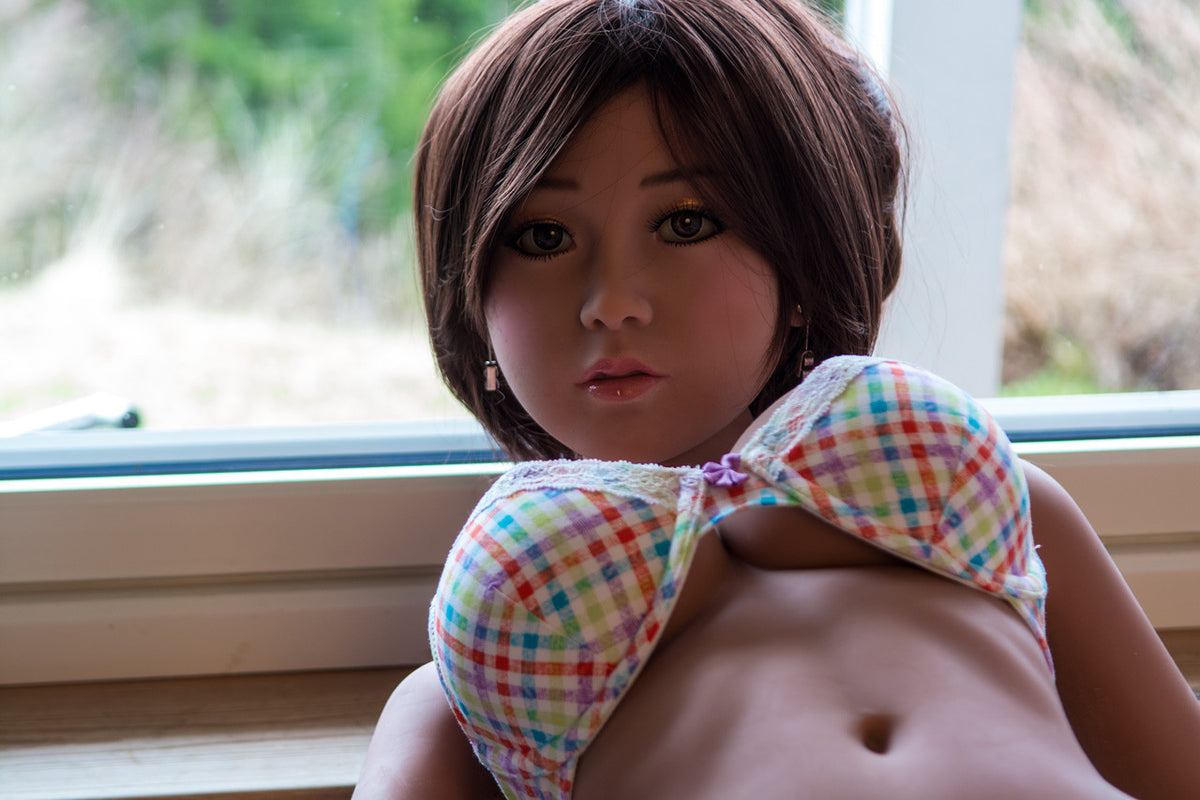 Japanese Sex Doll Lana picture 7