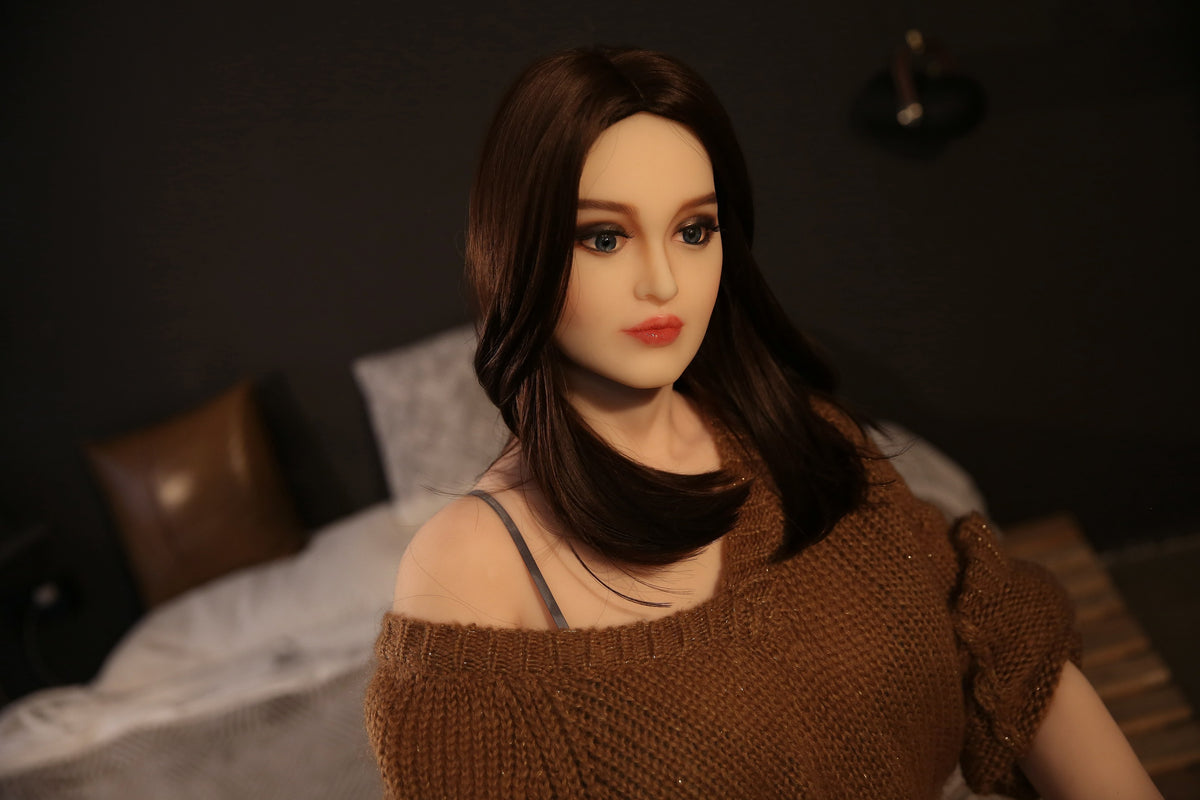 Kim: Eurasian Sex Doll